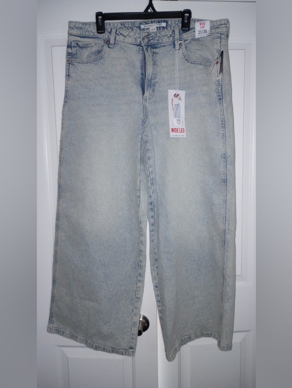 Celebrity Pink Women's Wide Leg Retro Light Wash Jeans Pants Size 21/35